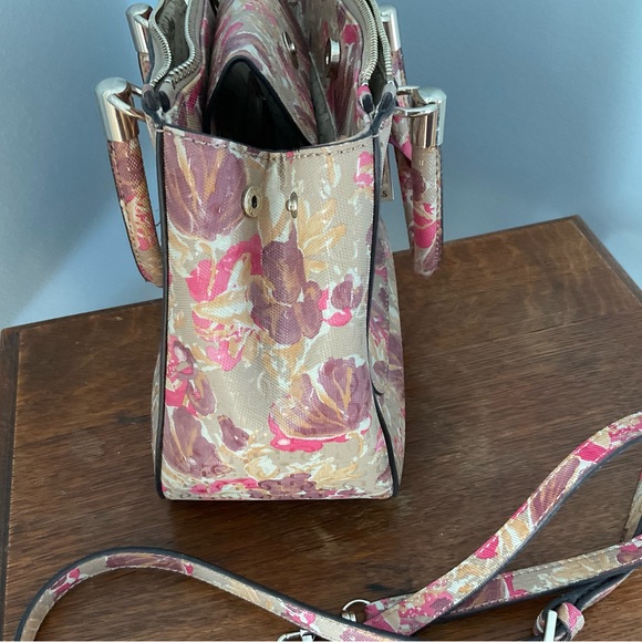 Guess Floral Satchel - Picture 8 of 10